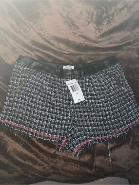 Tweed Frayed Hem Women’s Shorts - Black/White with Red Trim